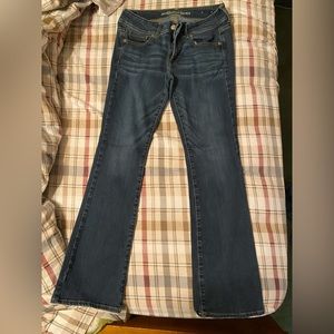 American Eagle size 6 jeans.  These are the kick boot jeans.
